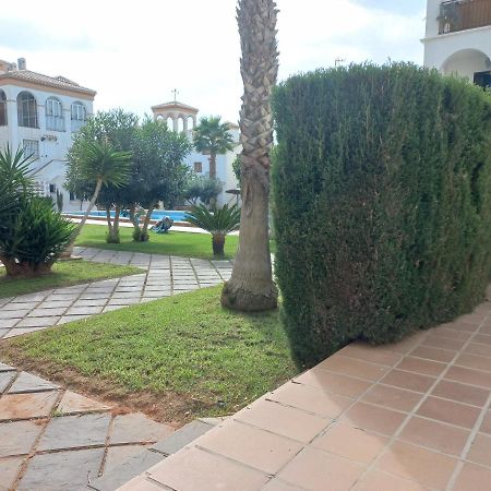 Apartmán Playa Flamenca 151 Alicante Exteriér fotografie