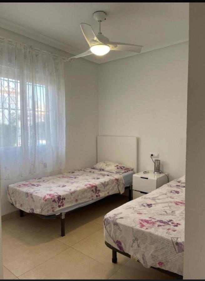 Apartmán Playa Flamenca 151 Alicante Exteriér fotografie
